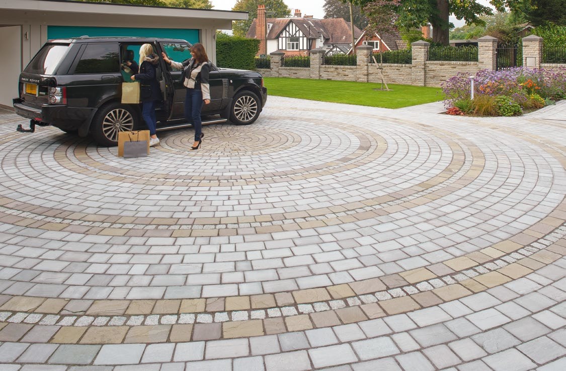 Driveway service and finish detail